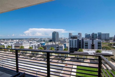 Condominio en venta en Tampa, Florida, 2 dormitorios, 122.63 m2 № 2227166 - foto 27