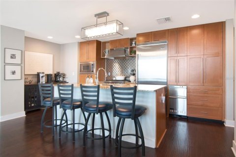 Condominio en venta en Tampa, Florida, 2 dormitorios, 122.63 m2 № 2227166 - foto 11