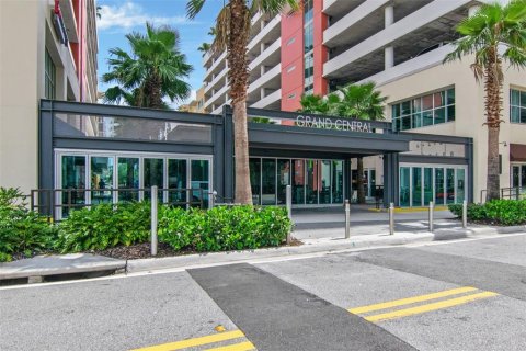 Condominio en venta en Tampa, Florida, 2 dormitorios, 122.63 m2 № 2227166 - foto 2