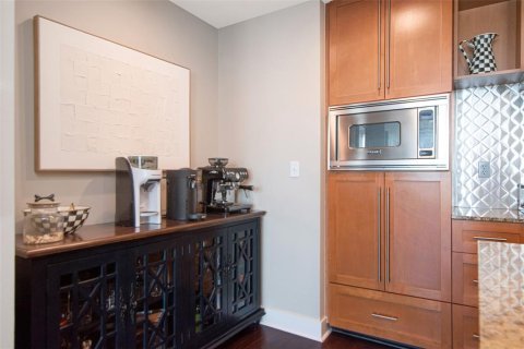 Condominio en venta en Tampa, Florida, 2 dormitorios, 122.63 m2 № 2227166 - foto 8