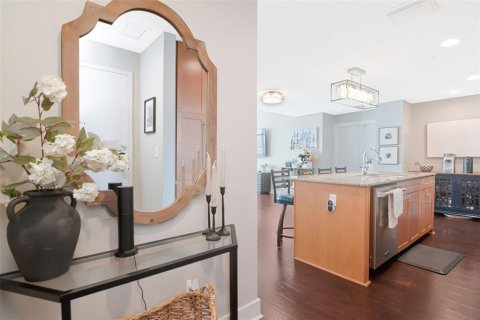 Condominio en venta en Tampa, Florida, 2 dormitorios, 122.63 m2 № 2227166 - foto 3