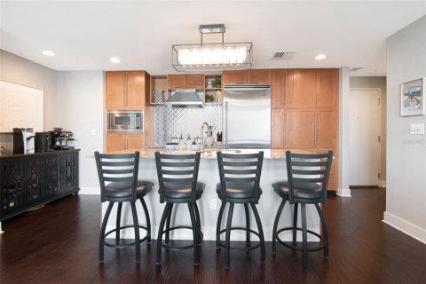 Condominio en venta en Tampa, Florida, 2 dormitorios, 122.63 m2 № 2227166 - foto 12