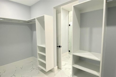 Casa en venta en Cape Coral, Florida, 4 dormitorios, 184.13 m2 № 1911475 - foto 15