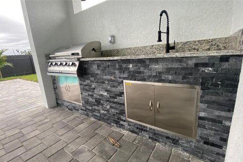 Casa en venta en Cape Coral, Florida, 4 dormitorios, 184.13 m2 № 1911475 - foto 26