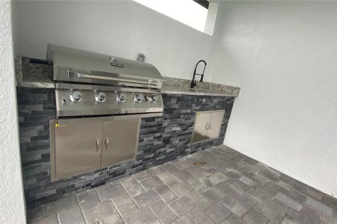 Casa en venta en Cape Coral, Florida, 4 dormitorios, 184.13 m2 № 1911475 - foto 25