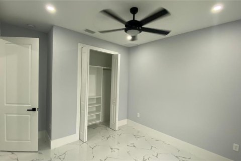 Casa en venta en Cape Coral, Florida, 4 dormitorios, 184.13 m2 № 1911475 - foto 21