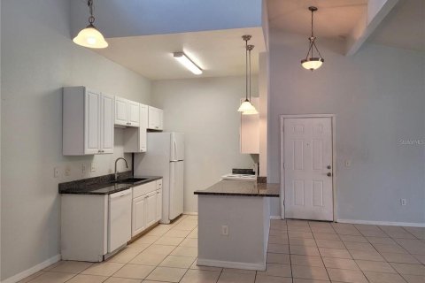 Condominio en alquiler en Altamonte Springs, Florida, 2 dormitorios, 97.83 m2 № 1908846 - foto 7