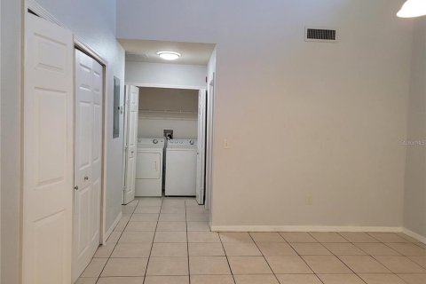 Condominio en alquiler en Altamonte Springs, Florida, 2 dormitorios, 97.83 m2 № 1908846 - foto 11