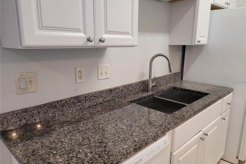 Condominio en alquiler en Altamonte Springs, Florida, 2 dormitorios, 97.83 m2 № 1908846 - foto 9