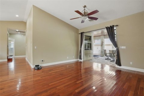 House in Lehigh Acres, Florida 4 bedrooms, 274.71 sq.m. № 1754529 - photo 6