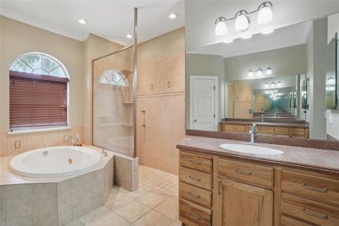 House in Lehigh Acres, Florida 4 bedrooms, 274.71 sq.m. № 1754529 - photo 22