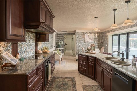 Villa ou maison à vendre à Lakeland, Floride: 4 chambres, 385.27 m2 № 2431035 - photo 20
