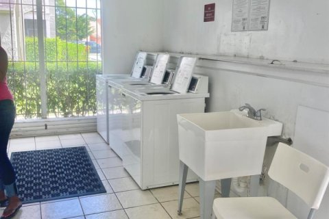 Copropriété à louer à West Palm Beach, Floride: 1 chambre, 74.32 m2 № 2279257 - photo 15