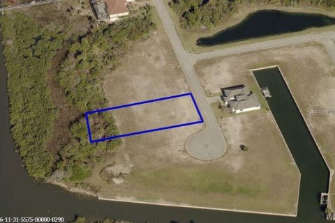 Land in Beverly Beach, Florida № 230893 - photo 2
