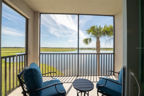 Condo in Lakewood Ranch, Florida, 2 bedrooms  № 2394205 - photo 22