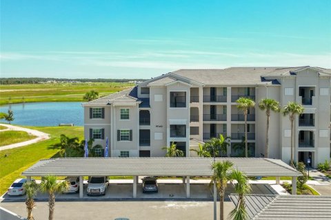 Condo in Lakewood Ranch, Florida, 2 bedrooms  № 2394205 - photo 9