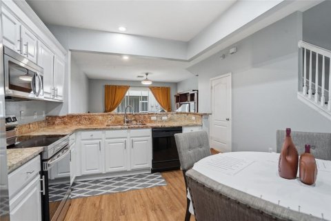Touwnhouse à vendre à Wesley Chapel, Floride: 3 chambres, 147.53 m2 № 2223819 - photo 7