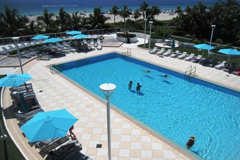 Copropriété à louer à Miami Beach, Floride: 1 chambre, 78.5 m2 № 1702793 - photo 15