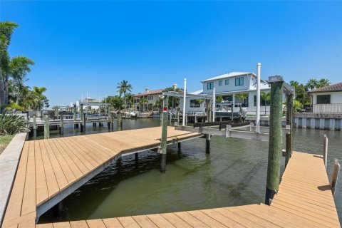 Terreno en venta en Tampa, Florida № 1750169 - foto 15