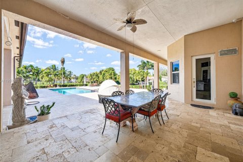 Villa ou maison à vendre à Miramar, Floride: 7 chambres, 627.65 m2 № 2006152 - photo 5