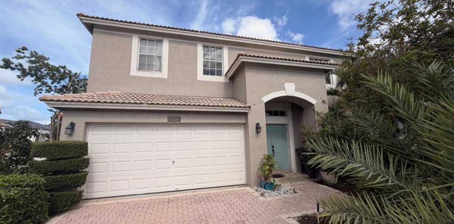 House in West Palm Beach, Florida 4 bedrooms, 274.8 sq.m. № 2177819