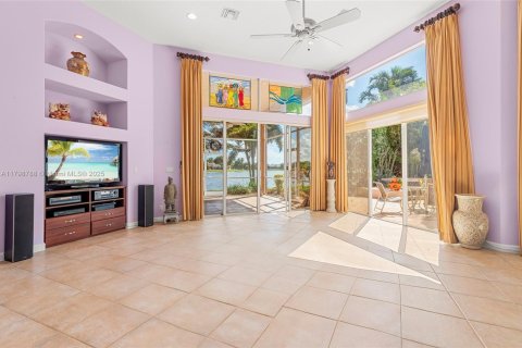 House in Boynton Beach, Florida 4 bedrooms, 305.93 sq.m. № 1712597 - photo 23