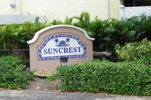 Adosado en venta en Miami, Florida, 3 dormitorios, 212 m2 № 1817673 - foto 27
