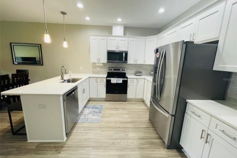 Casa en venta en Newberry, Florida, 2 dormitorios, 141.95 m2 № 1865847 - foto 4