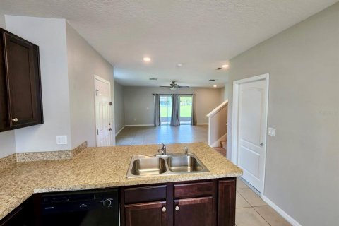 Casa en alquiler en Davenport, Florida, 3 dormitorios, 160.16 m2 № 1866659 - foto 3