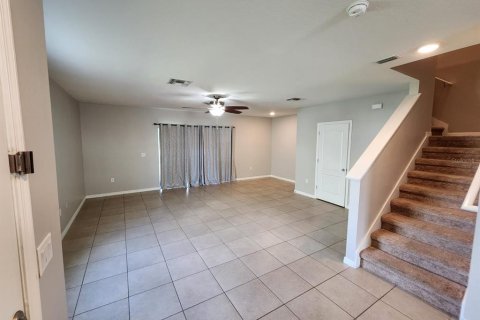 Casa en alquiler en Davenport, Florida, 3 dormitorios, 160.16 m2 № 1866659 - foto 8