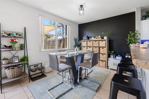 Купить таунхаус в Хомстед, Флорида 3 спальни, 135.27м2, № 1709288 - фото 6
