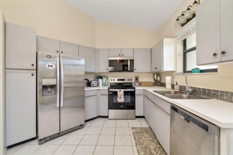 Copropriété à vendre à Sarasota, Floride: 3 chambres, 184.97 m2 № 1894474 - photo 20