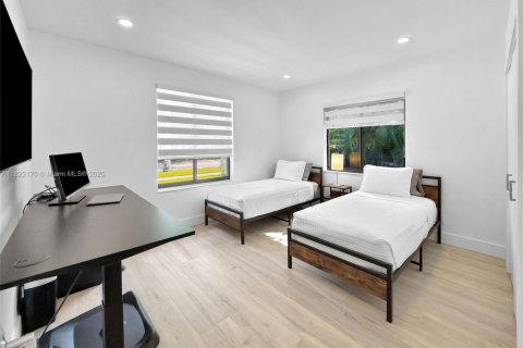 Villa ou maison à louer à Miami, Floride: 3 chambres, 148.64 m2 № 1937130 - photo 24