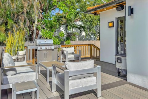 Villa ou maison à louer à Miami, Floride: 3 chambres, 148.64 m2 № 1937130 - photo 5