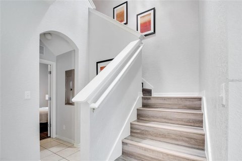 Townhouse in Kissimmee, Florida 4 bedrooms, 133.78 sq.m. № 2210855 - photo 13
