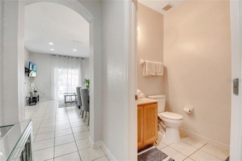 Townhouse in Kissimmee, Florida 4 bedrooms, 133.78 sq.m. № 2210855 - photo 29