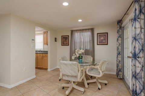 House in Holiday, Florida 2 bedrooms, 105.35 sq.m. № 1773316 - photo 10