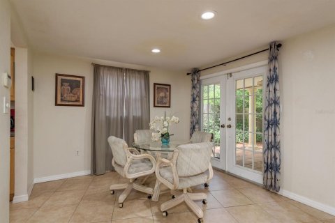 House in Holiday, Florida 2 bedrooms, 105.35 sq.m. № 1773316 - photo 11