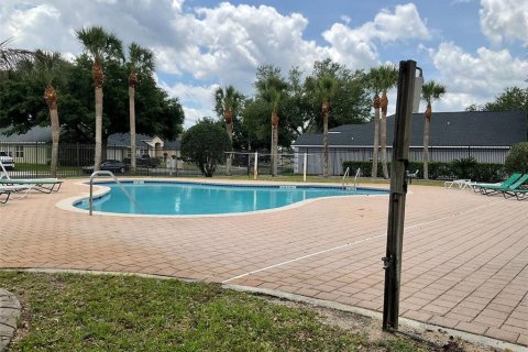 House in Clermont, Florida 3 bedrooms, 160.35 sq.m. № 2196445 - photo 18