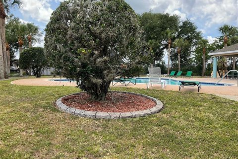 House in Clermont, Florida 3 bedrooms, 160.35 sq.m. № 2196445 - photo 20