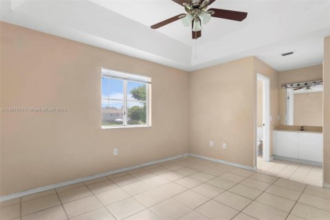 Townhouse in Homestead, Florida 3 bedrooms, 140.19 sq.m. № 1727760 - photo 3