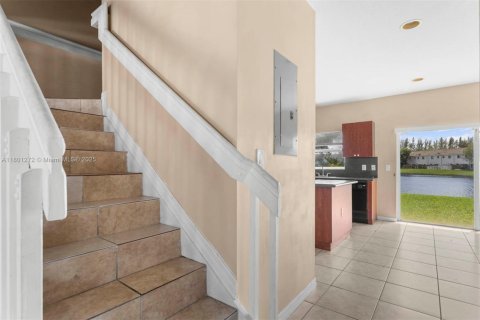 Townhouse in Homestead, Florida 3 bedrooms, 140.19 sq.m. № 1727760 - photo 22