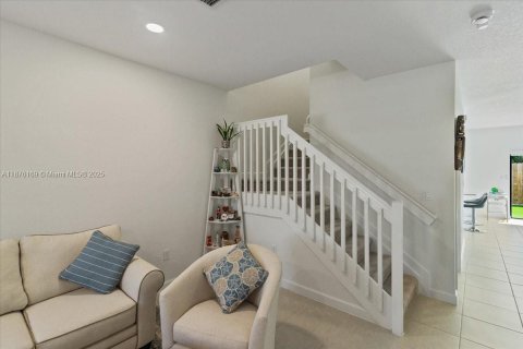 Adosado en venta en Homestead, Florida, 4 dormitorios, 169.08 m2 № 1980515 - foto 7