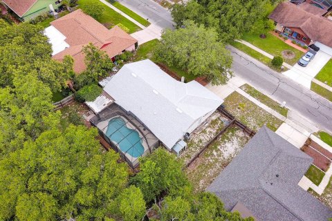 Купить виллу или дом в Кэсселберри, Флорида 7 комнат, 141.77м2, № 1786034 - фото 27