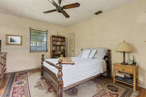 Villa ou maison à vendre à Miami, Floride: 2 chambres, 119.01 m2 № 2065789 - photo 14