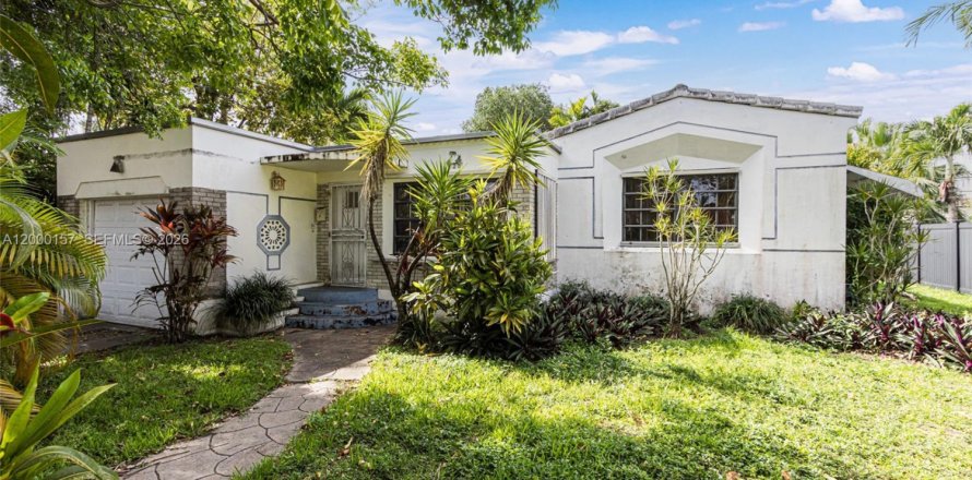 Villa ou maison à Miami, Floride 2 chambres, 119.01 m2 № 2065789