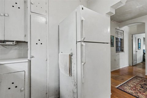 Villa ou maison à vendre à Miami, Floride: 2 chambres, 119.01 m2 № 2065789 - photo 12