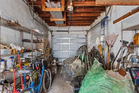 Villa ou maison à vendre à Miami, Floride: 2 chambres, 119.01 m2 № 2065789 - photo 23