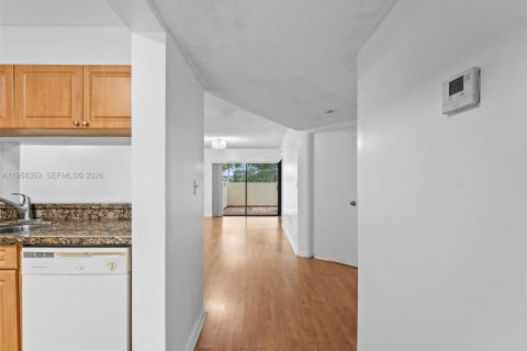 Condominio en venta en Miami, Florida, 2 dormitorios, 84.54 m2 № 2017672 - foto 4