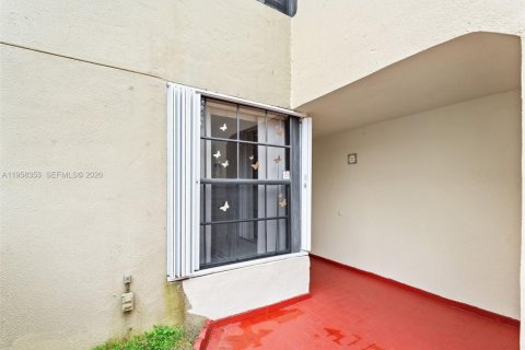 Condominio en venta en Miami, Florida, 2 dormitorios, 84.54 m2 № 2017672 - foto 3